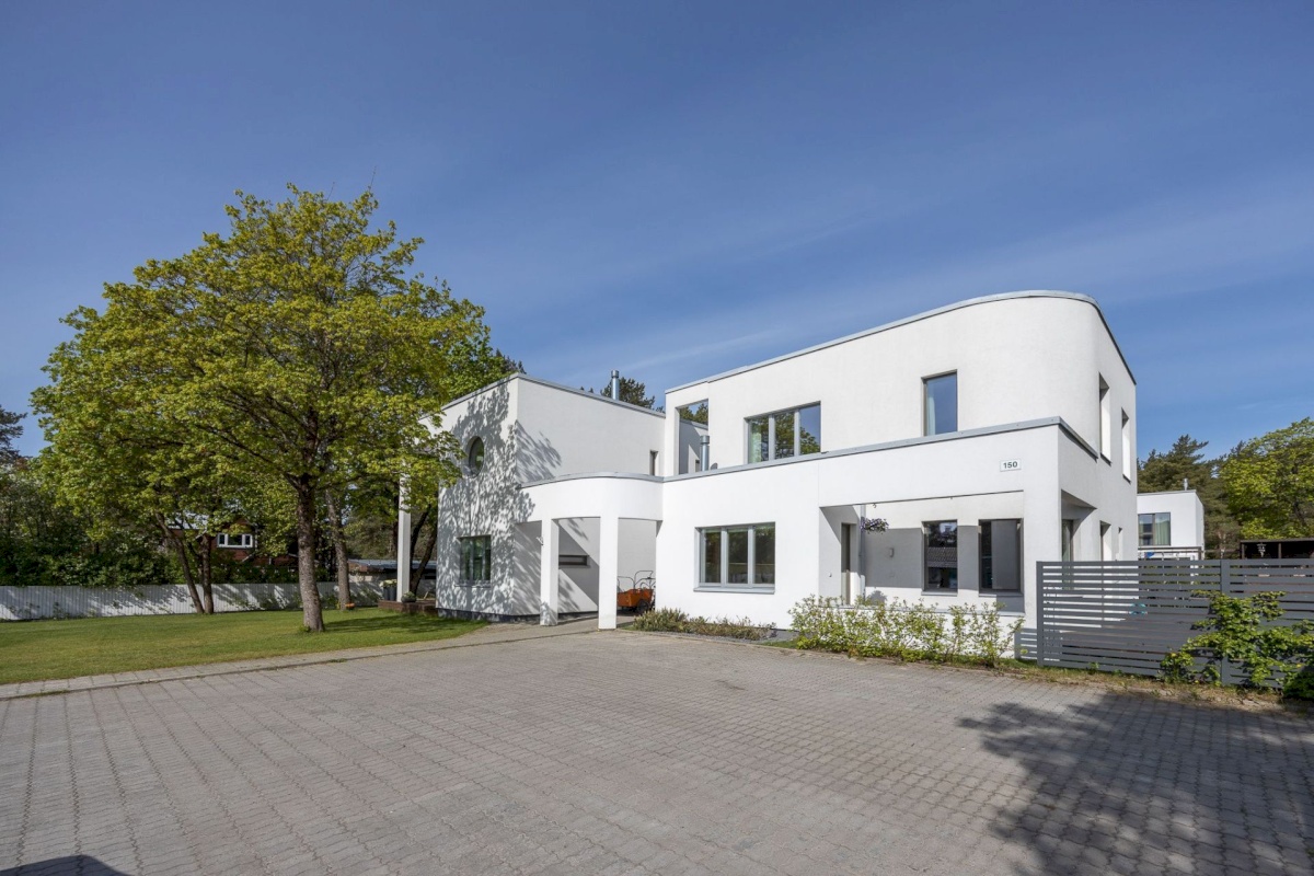Tallinn, Nõmme linnaosa, Pääsküla, Vabaduse pst 150