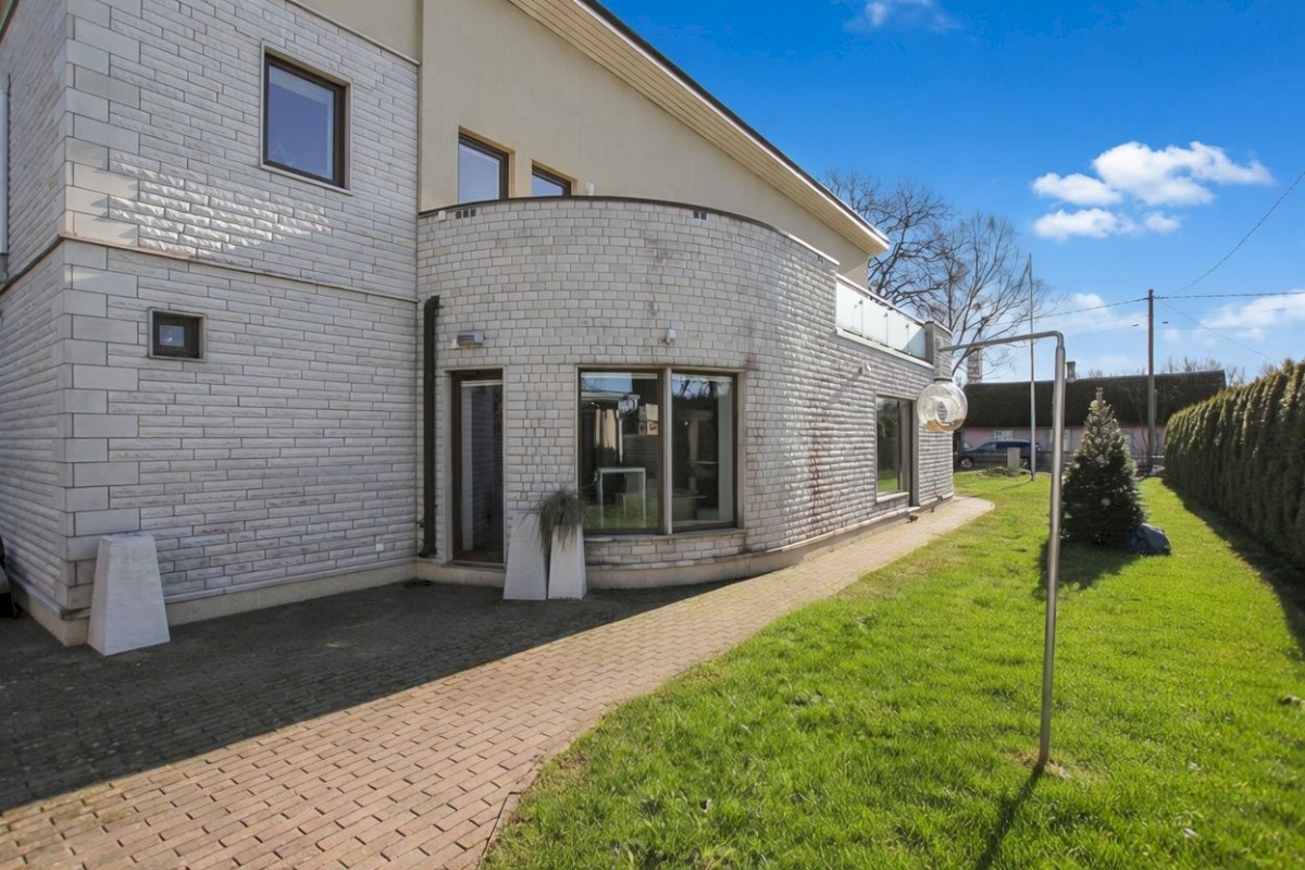 Pärnu linn, Pärnu linn, Vana-Pärnu, Luha tn 15