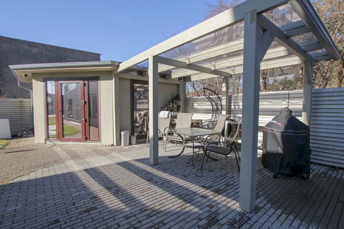 Pärnu linn, Pärnu linn, Vana-Pärnu, Luha tn 15
