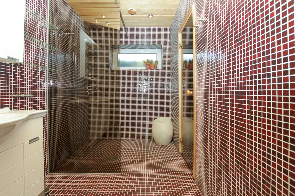 Pärnu linn, Pärnu linn, Vana-Pärnu, Luha tn 15