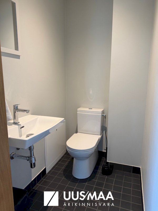 Tallinn, Mustamäe linnaosa, Kadaka tee 42b