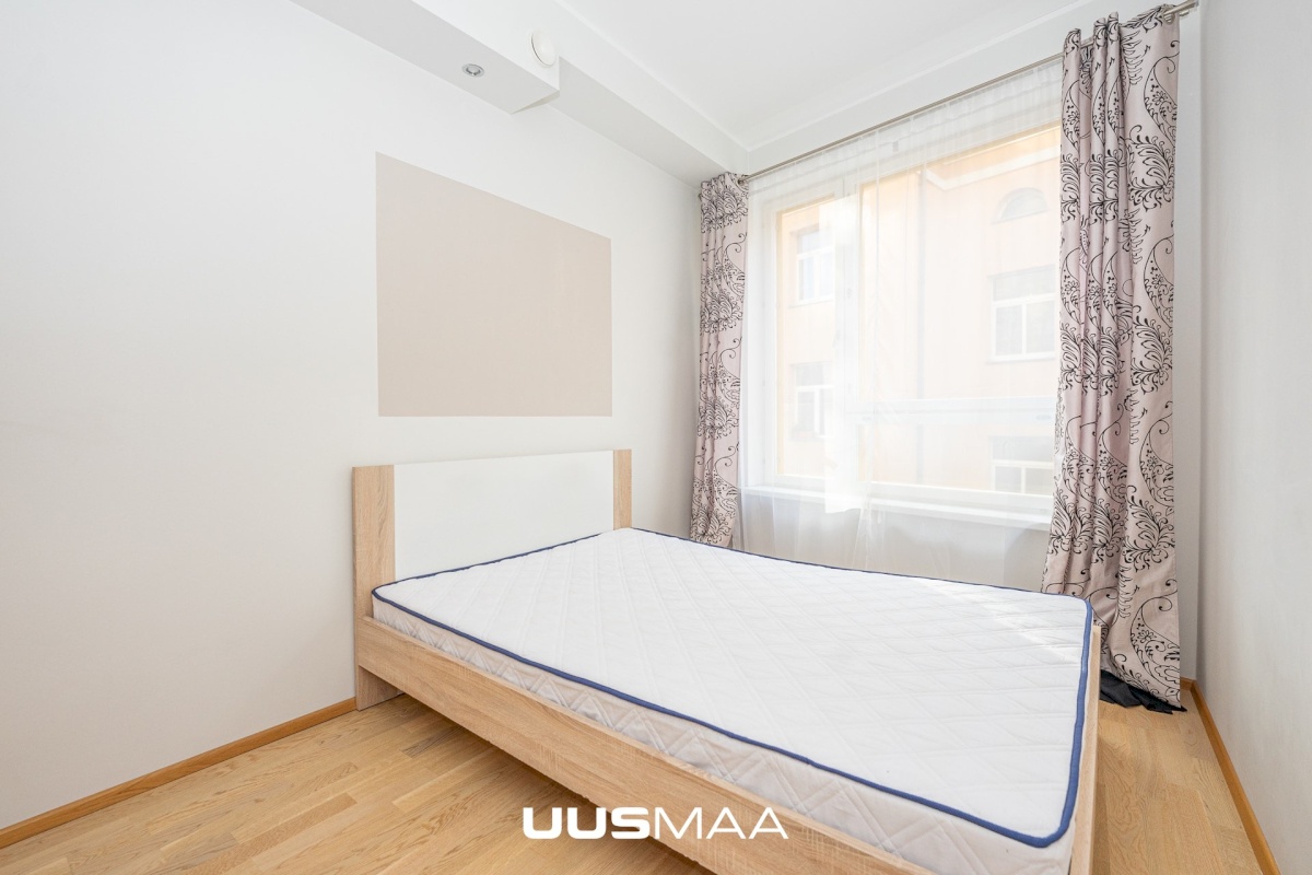 Tallinn, Kesklinna linnaosa, Uus-Tatari tn 12