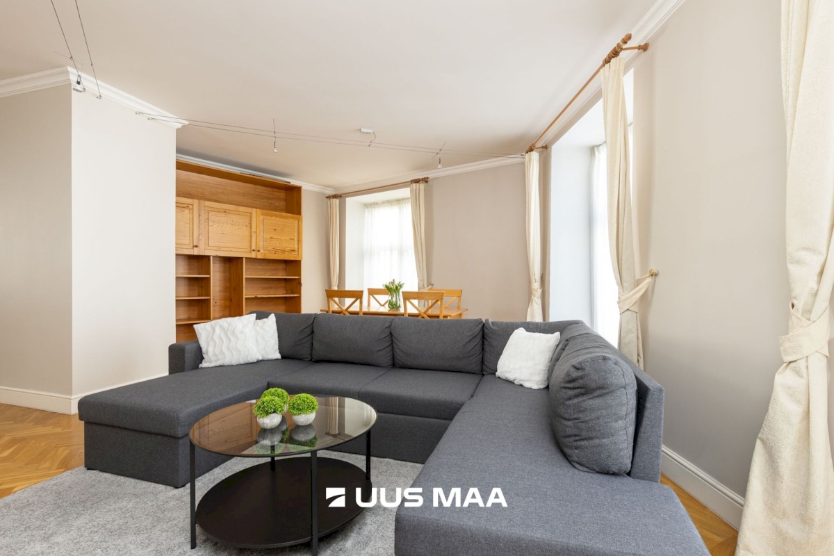 Tallinn, Kesklinna linnaosa, Vanalinn, Rataskaevu 9