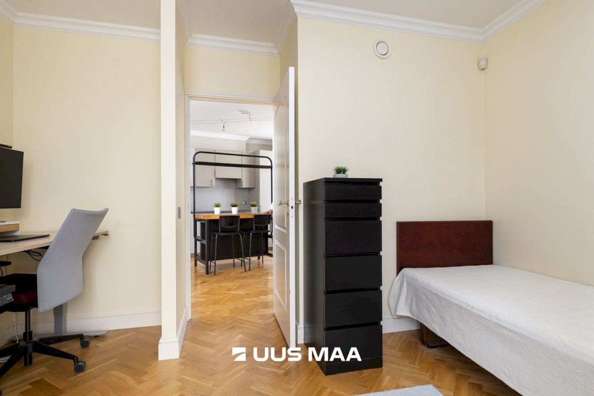 Tallinn, Kesklinna linnaosa, Vanalinn, Rataskaevu 9