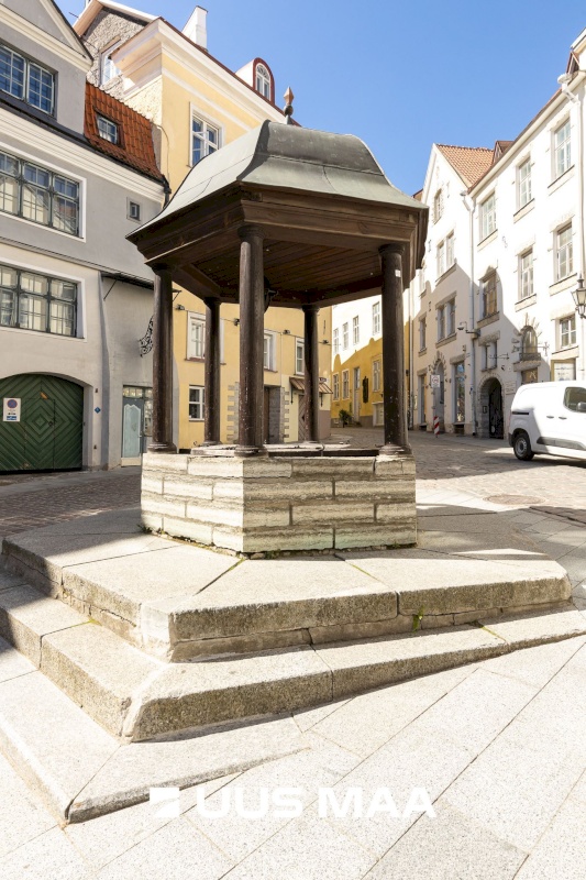 Tallinn, Kesklinna linnaosa, Vanalinn, Rataskaevu 9