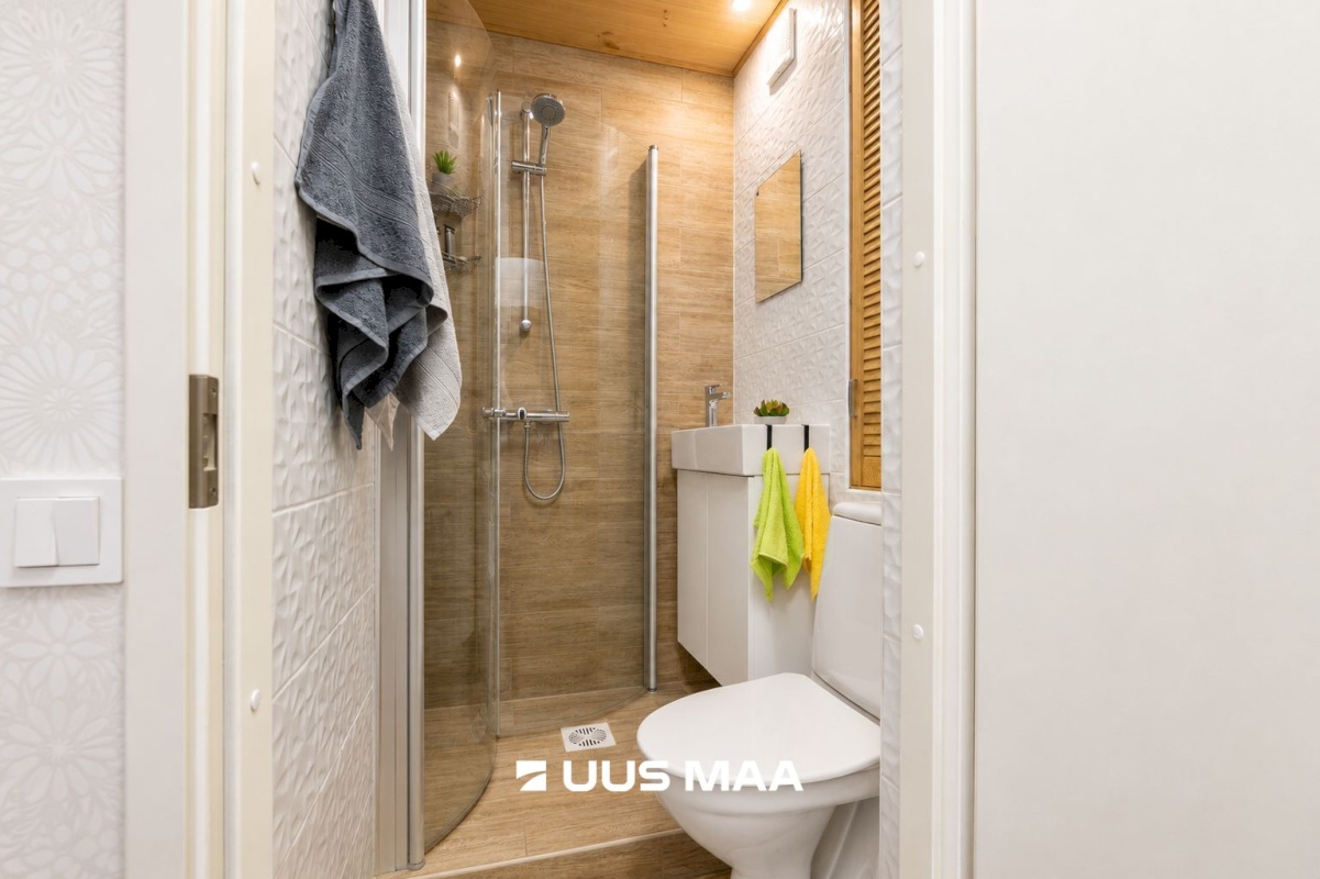 Tallinn, Kesklinna linnaosa, Uus Maailm, Luha 10