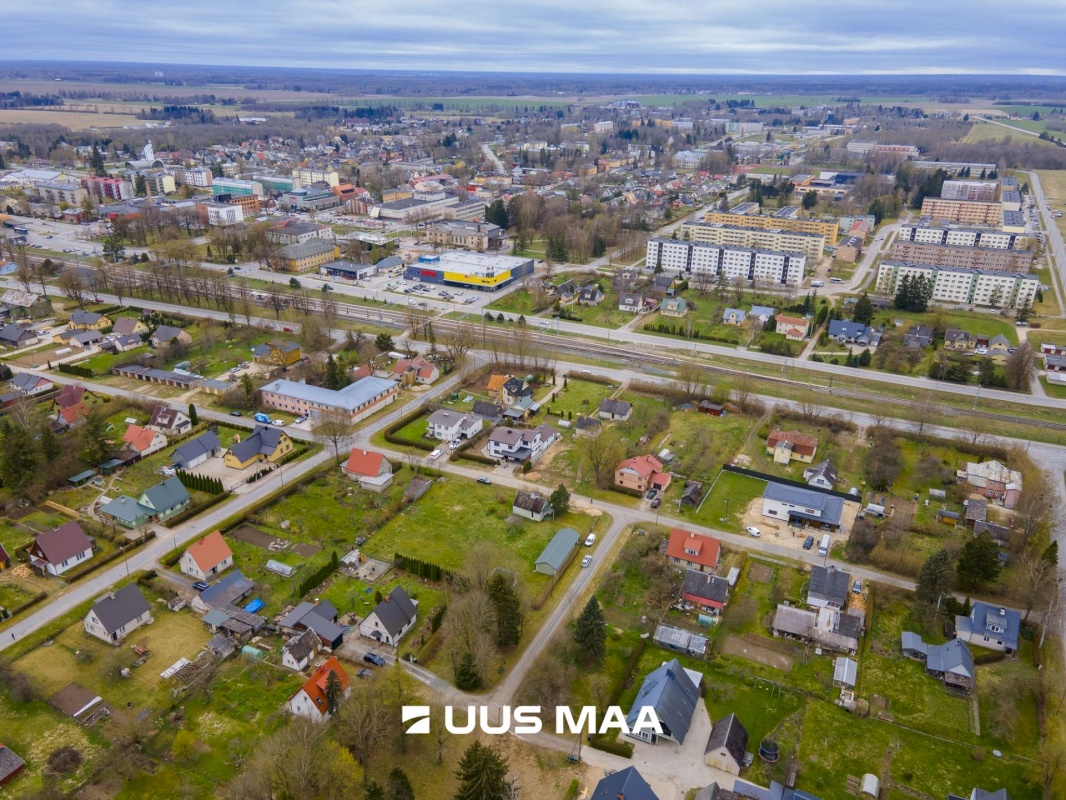 Jõgeva vald, Jõgeva linn, Roosi 16
