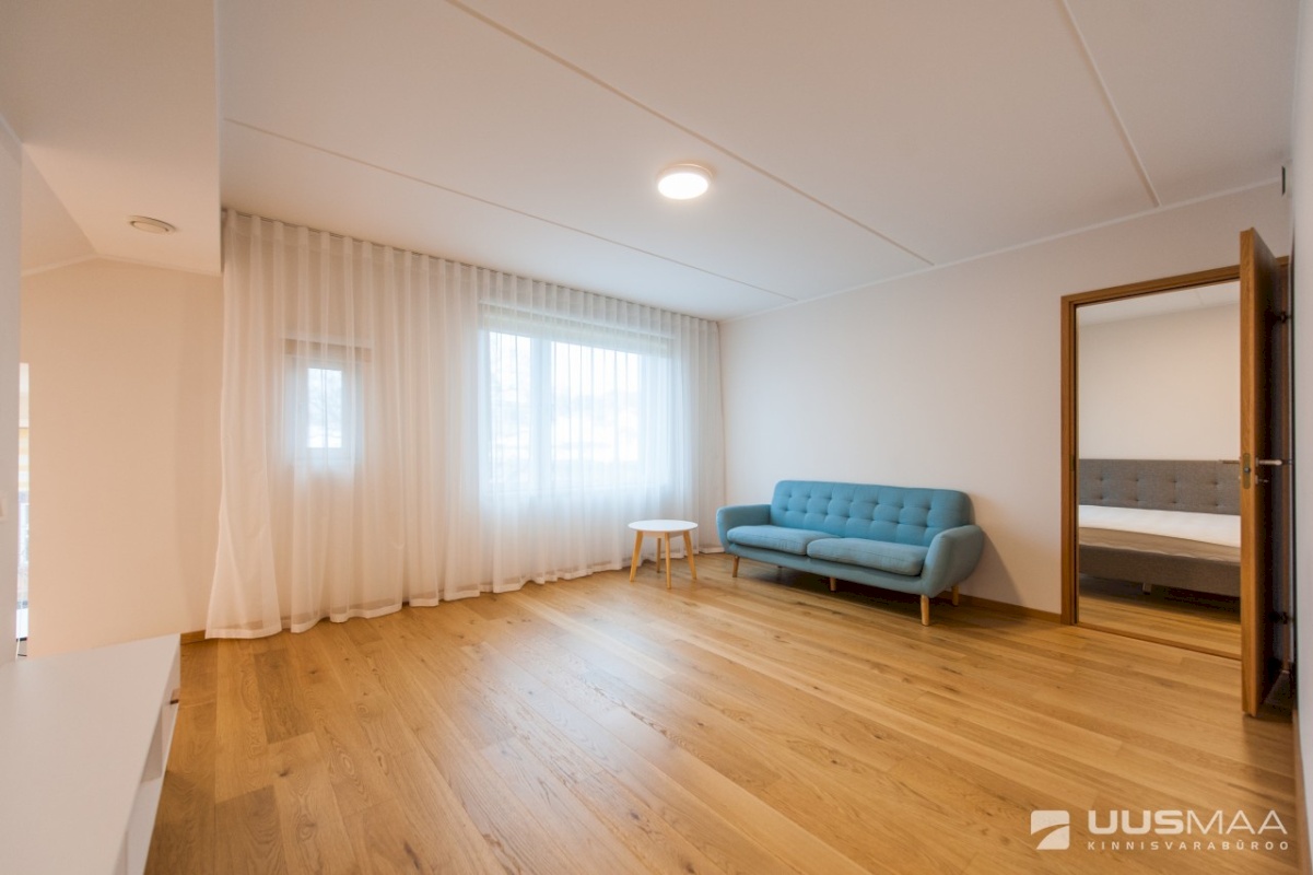 Tallinn, Kesklinna linnaosa, Torupilli, C. R. Jakobsoni 7