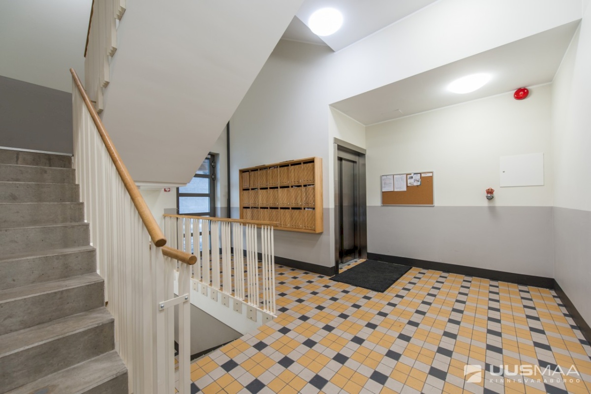Tallinn, Kesklinna linnaosa, Torupilli, C. R. Jakobsoni 7