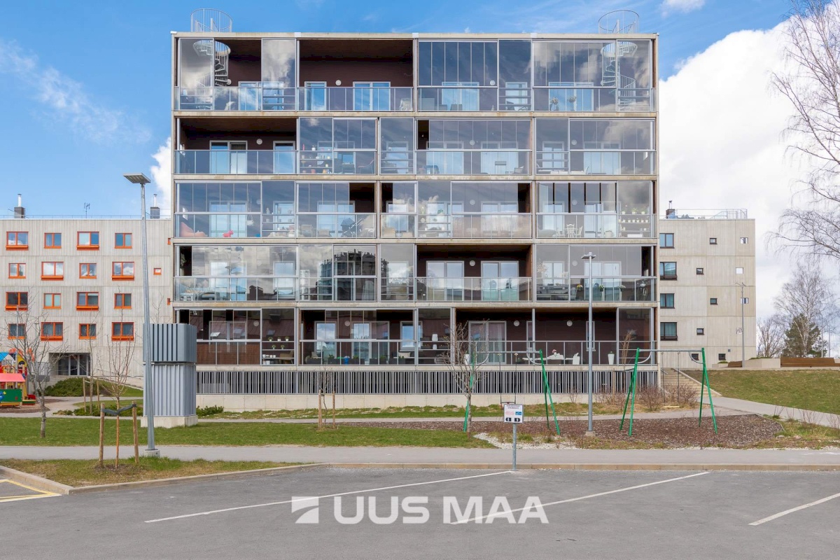 Tallinn, Kristiine linnaosa, Sõjakooli 12a