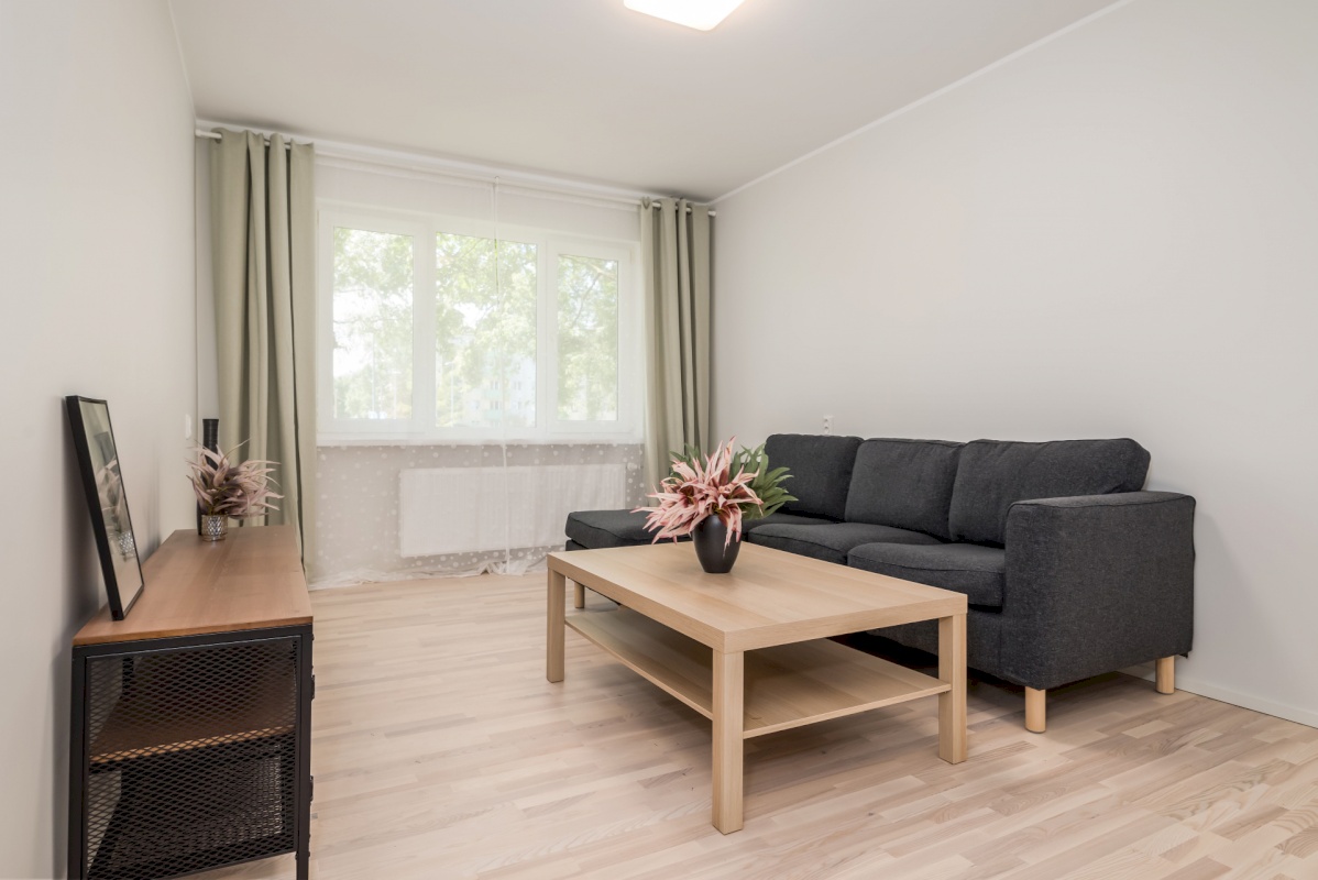 Tallinn, Mustamäe linnaosa, Ehitajate tee 46