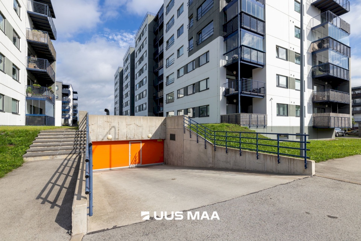 Tallinn, Lasnamäe linnaosa, Loopealse, Meeliku tn 21/3