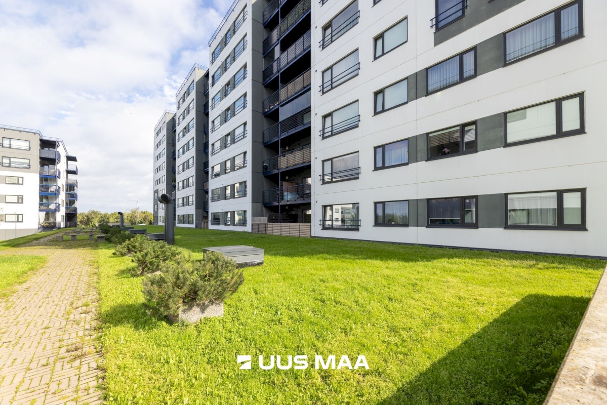 Tallinn, Lasnamäe linnaosa, Loopealse, Meeliku tn 21/3