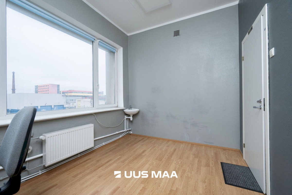 Tallinn, Kesklinna linnaosa, Pärnu mnt 139d