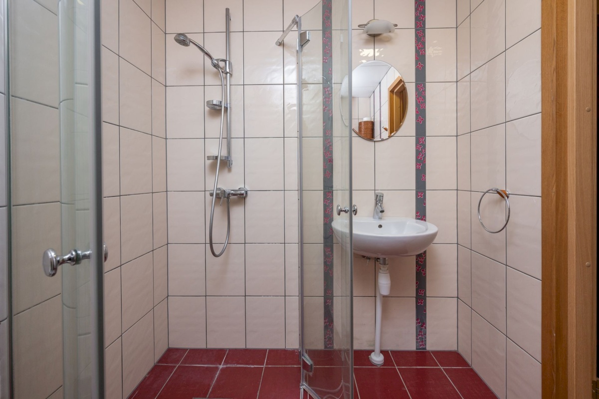 Tartu linn, Tartu linn, Kesklinn, Küüni 5b