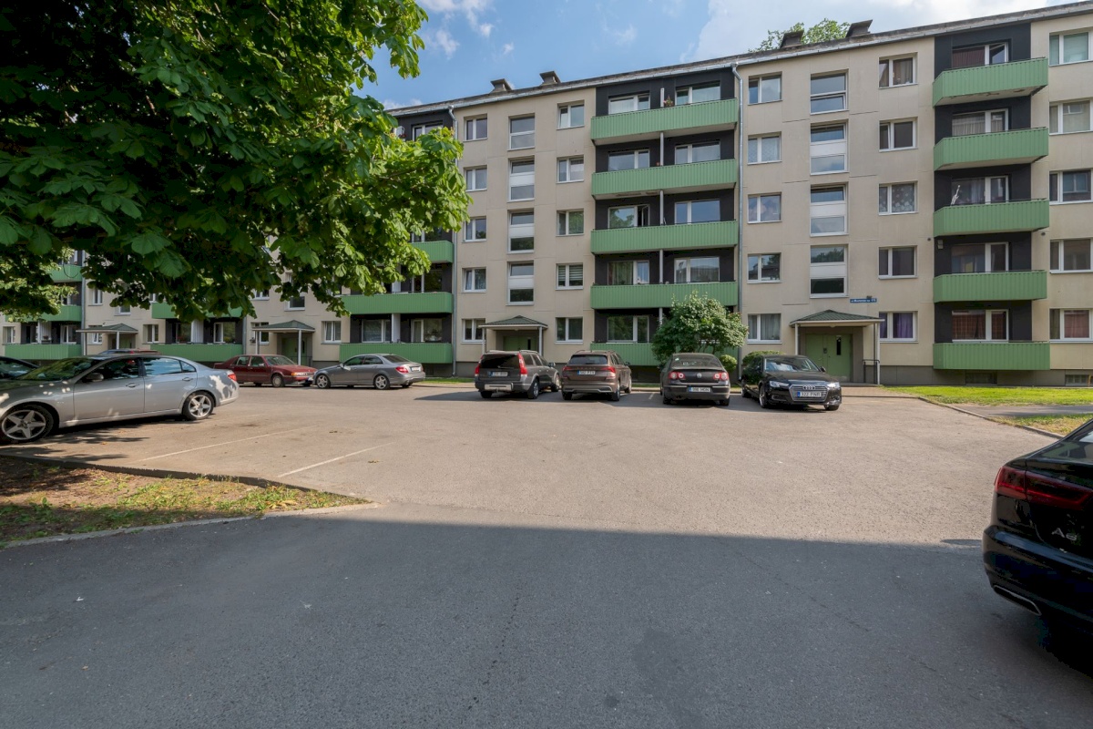 Tallinn, Mustamäe linnaosa, Mustamäe, Mustamäe tee 175