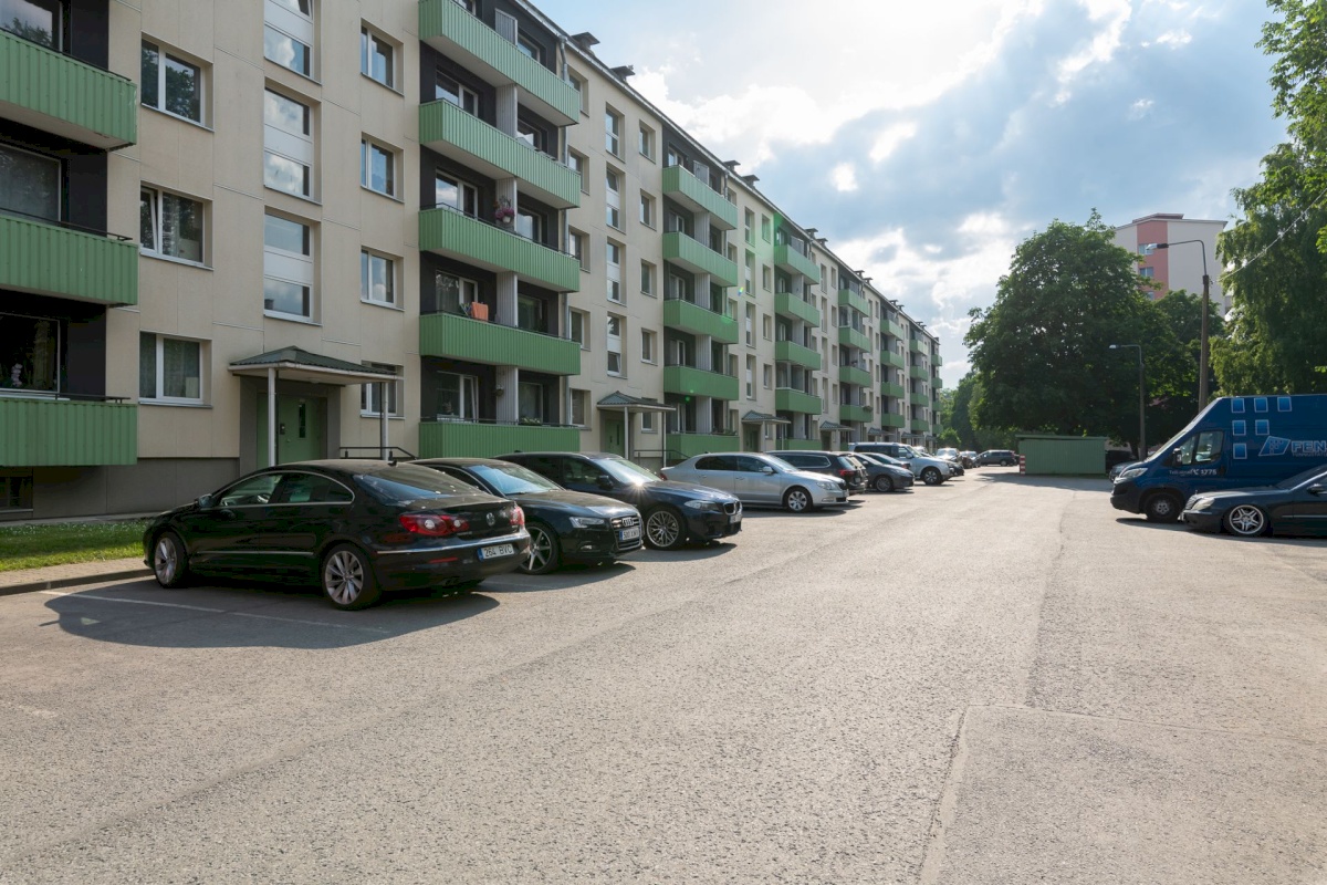 Tallinn, Mustamäe linnaosa, Mustamäe, Mustamäe tee 175