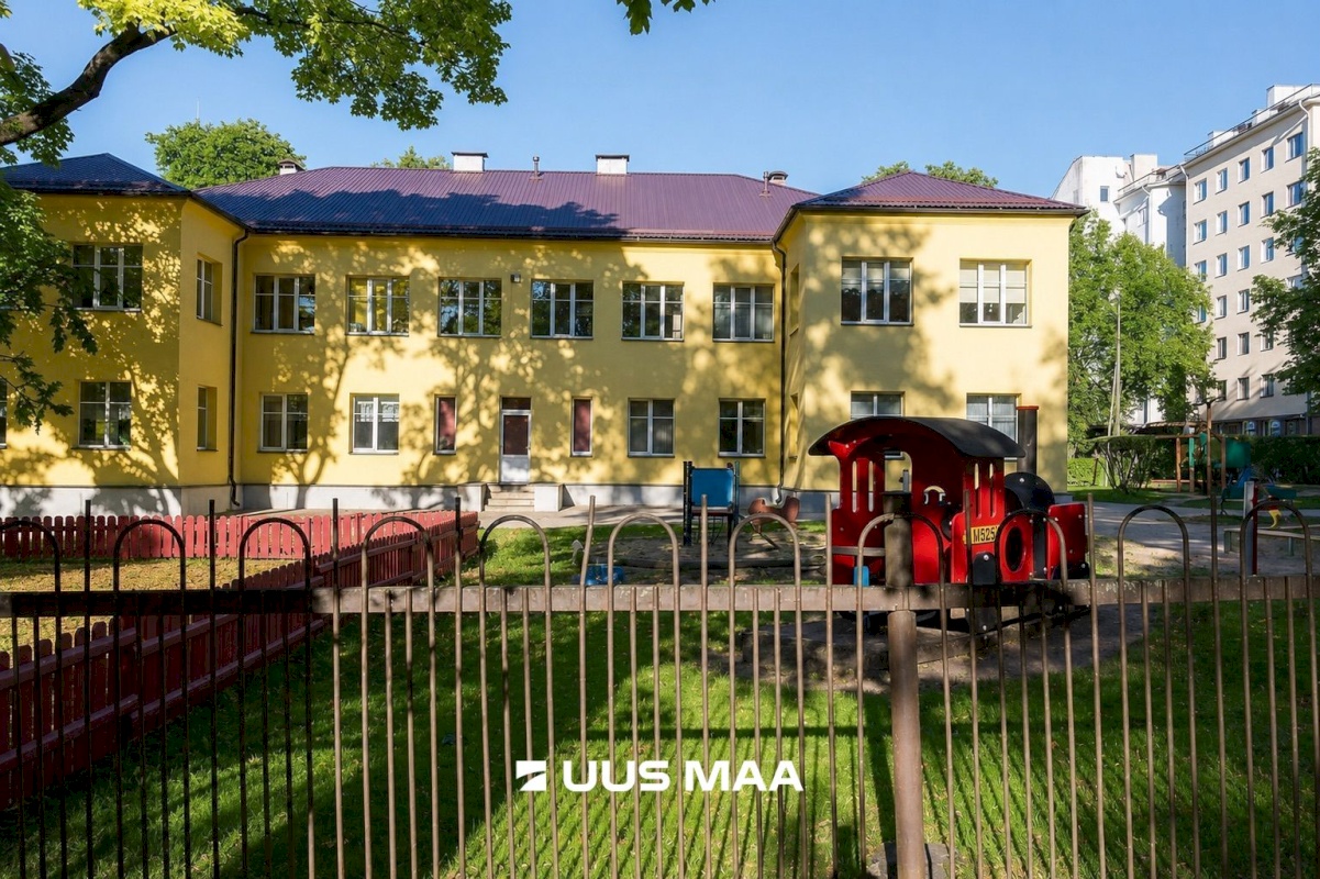 Tallinn, Kesklinna linnaosa, Pärnu mnt 82