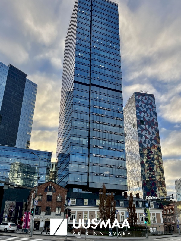 Tallinn, Kesklinna linnaosa, Maakri 19/1
