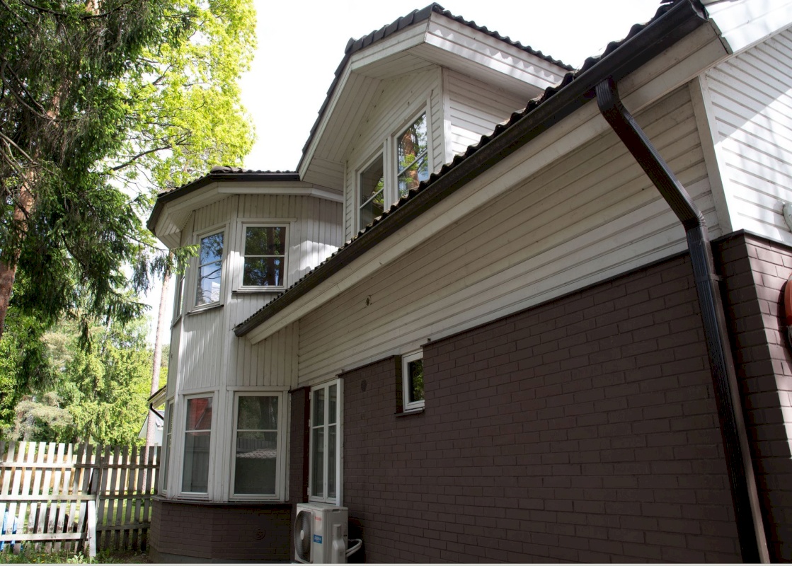 Tallinn, Nõmme linnaosa, Kivimäe, Lauliku 32a
