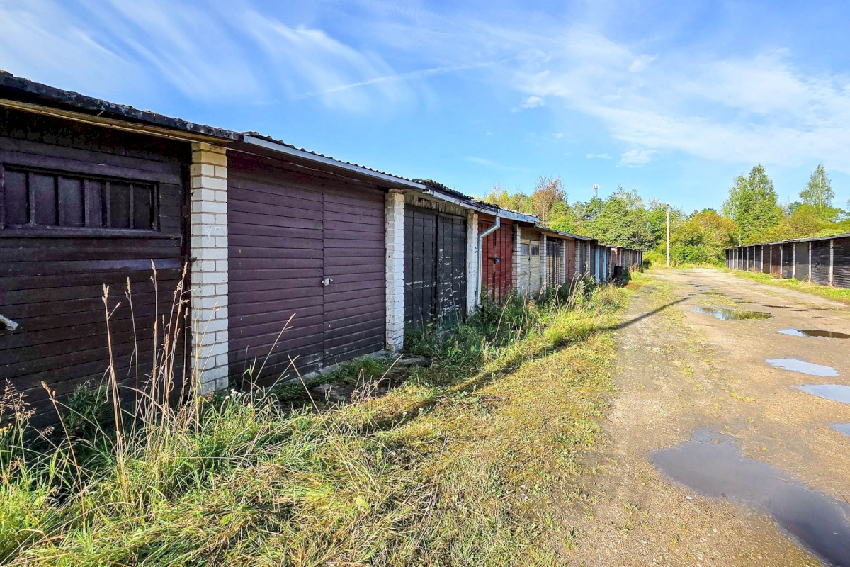Viljandi linn, Paalalinn, Suur-Kaare tn 35f