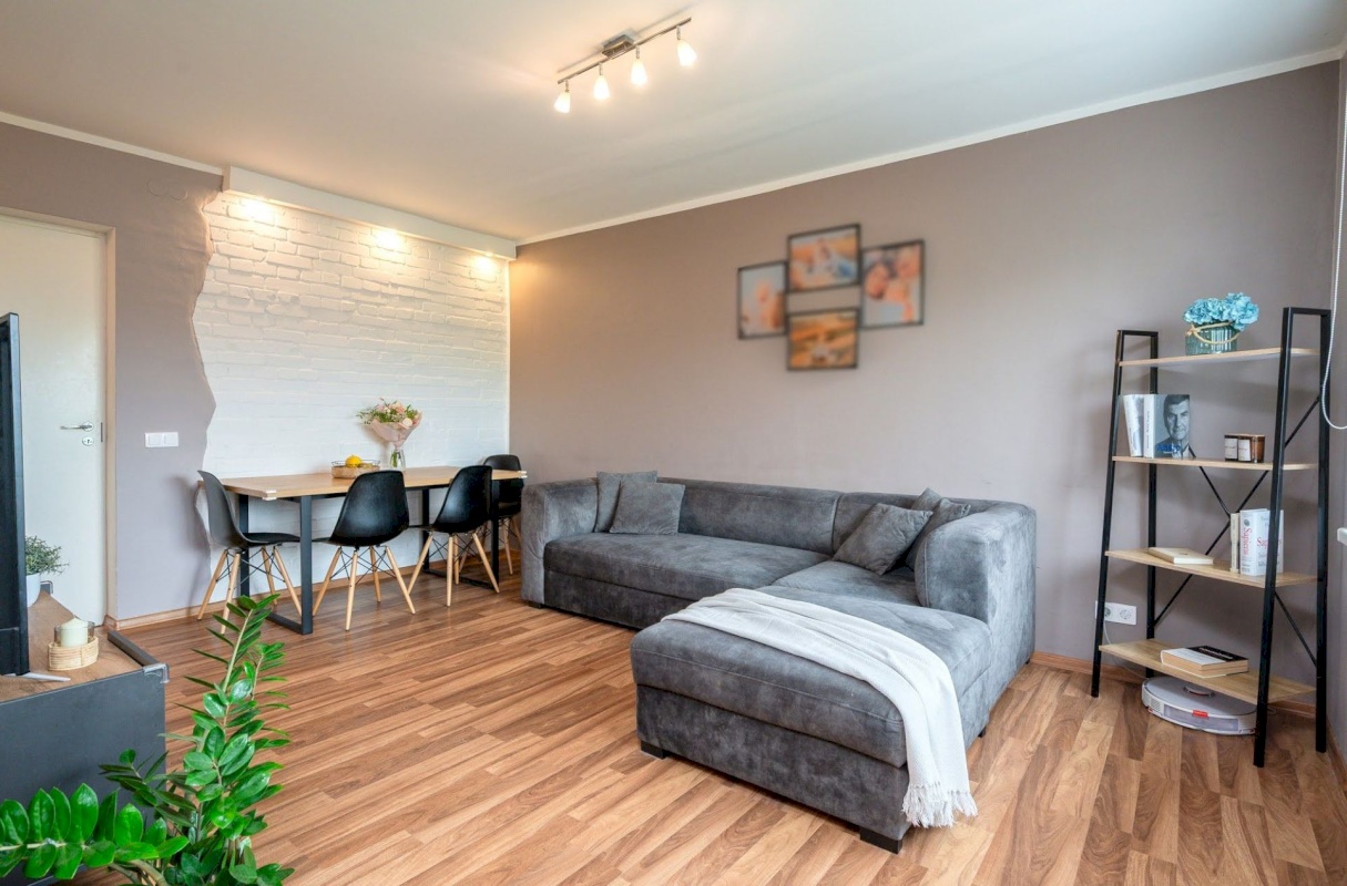 Tartu linn, Tartu linn, Annelinn, Sõpruse pst 8