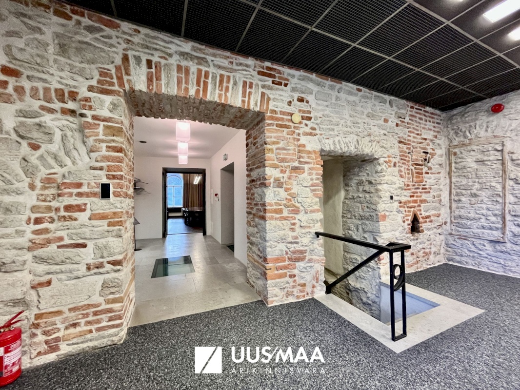 Tallinn, Kesklinna linnaosa, Niguliste 4