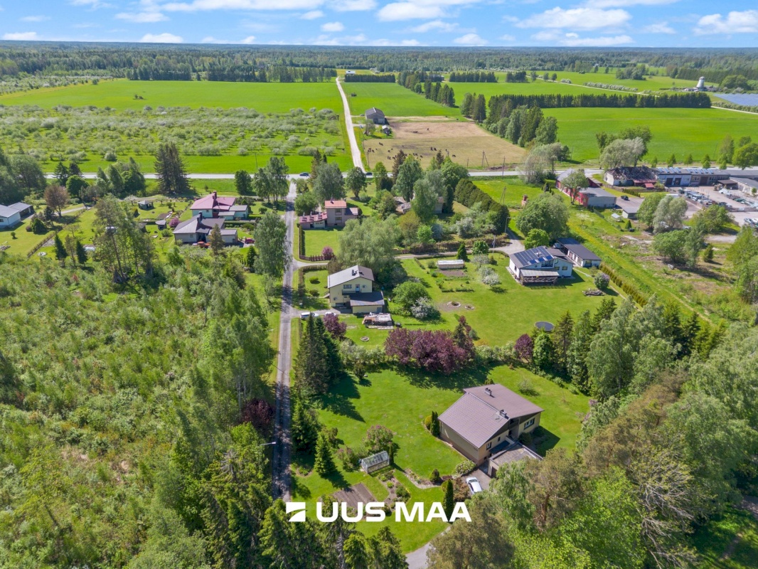 Rapla vald, Valtu küla, Õunaaia tee 5