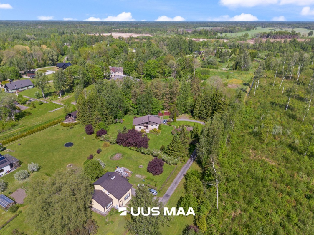 Rapla vald, Valtu küla, Õunaaia tee 5