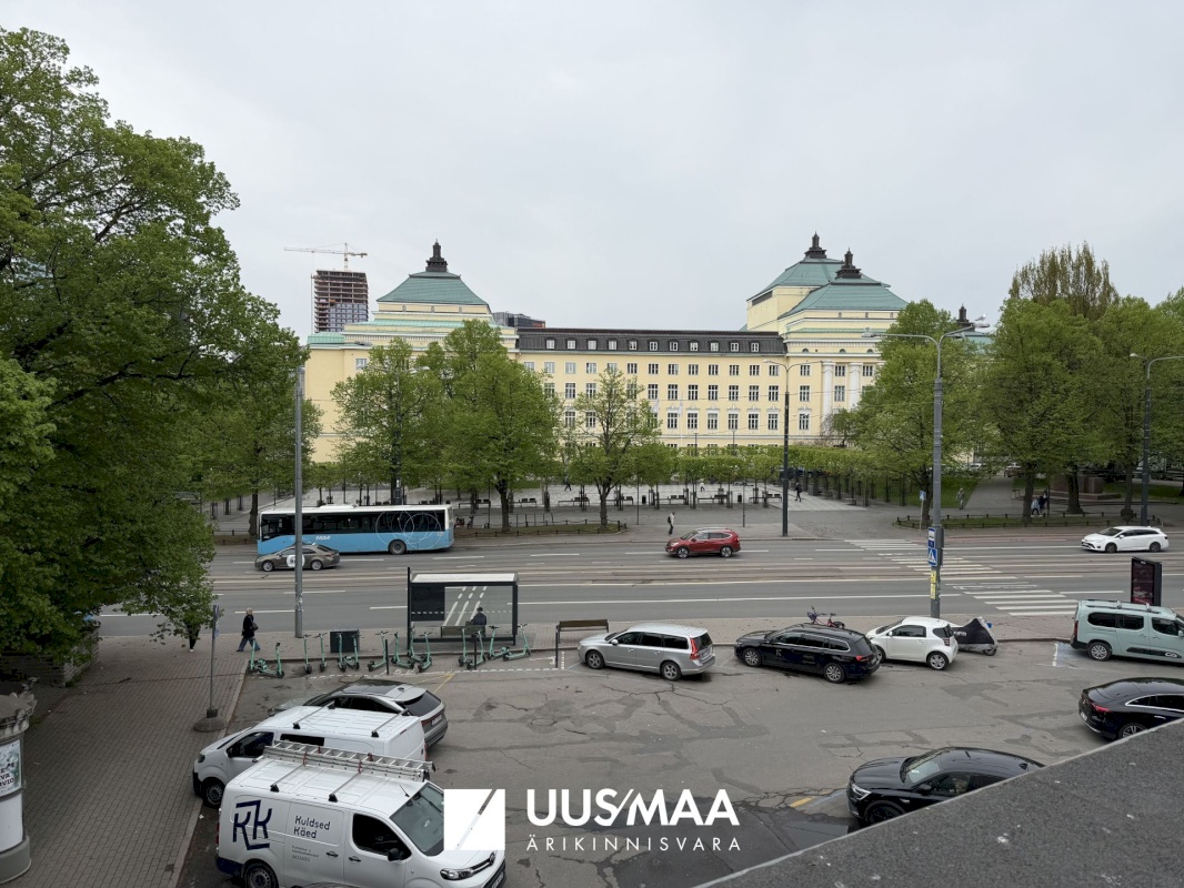 Tallinn, Kesklinna linnaosa, Pärnu mnt 2