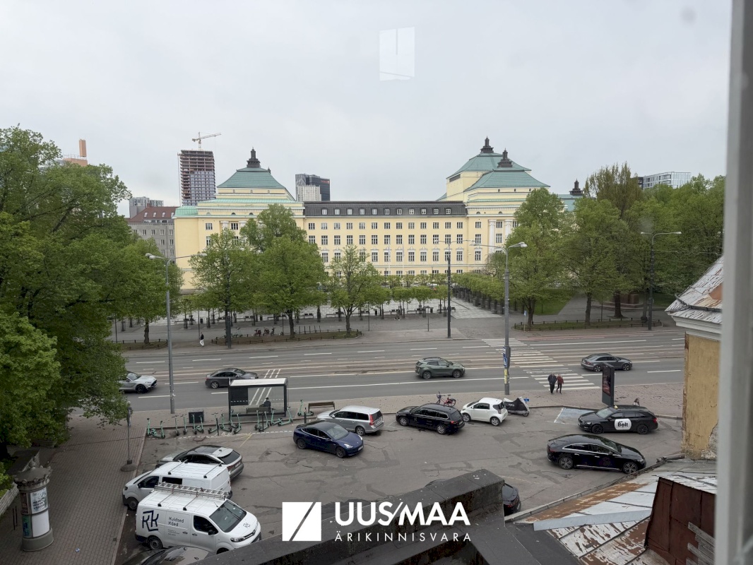 Tallinn, Kesklinna linnaosa, Pärnu mnt 2