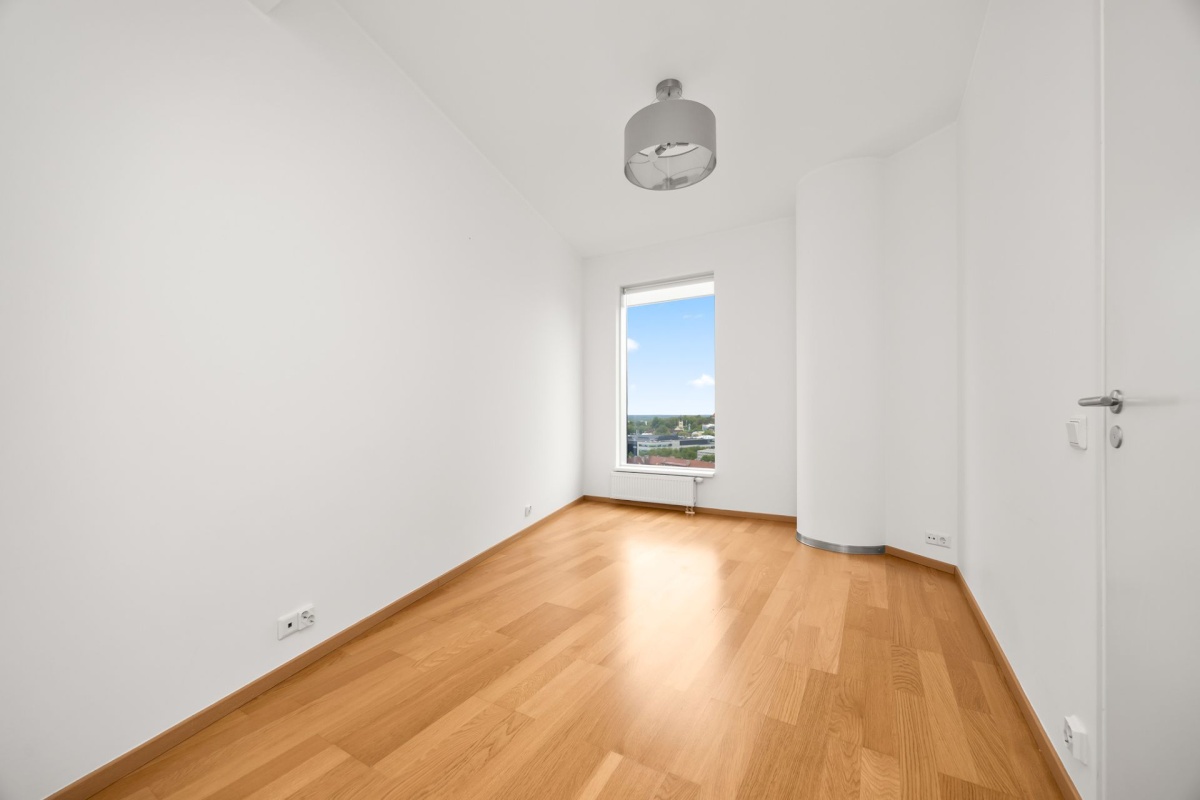 Tallinn, Kesklinna linnaosa, Südalinn, Tornimäe 7
