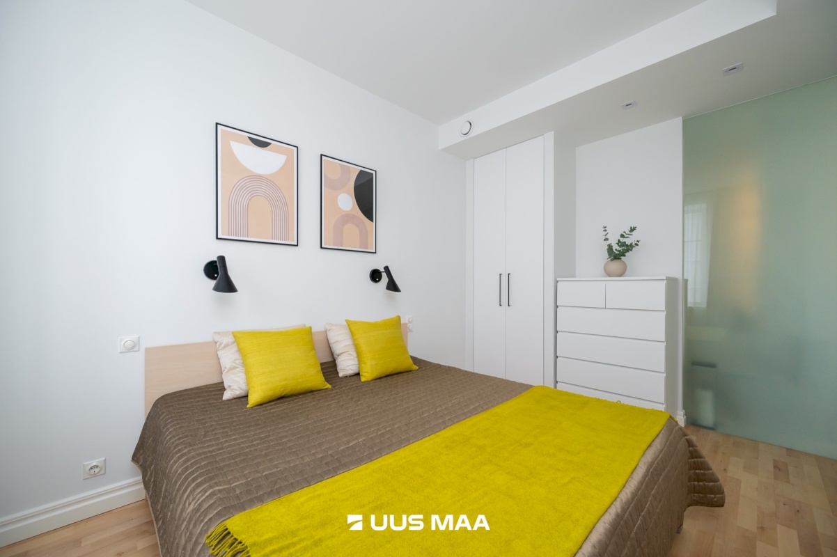 Tallinn, Kesklinna linnaosa, Uus Maailm, Pärnu mnt 62a