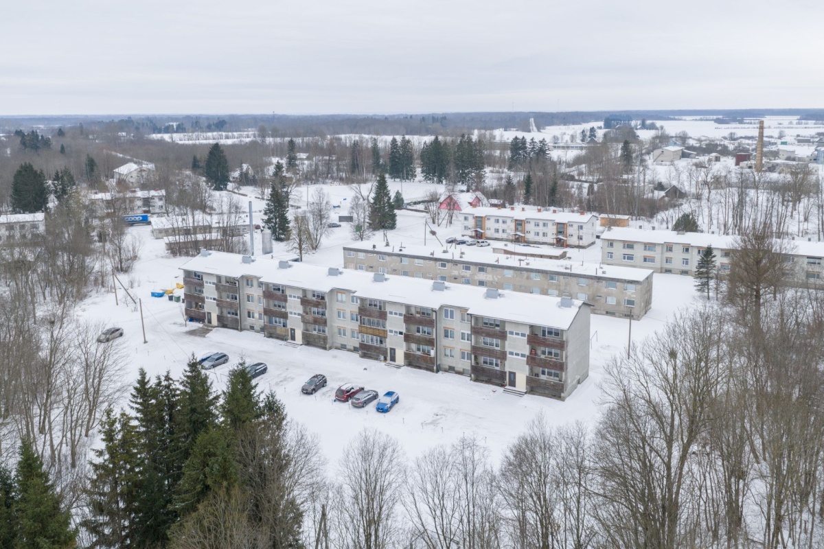 Lääne-Nigula vald, Martna küla, Kooli tee 8