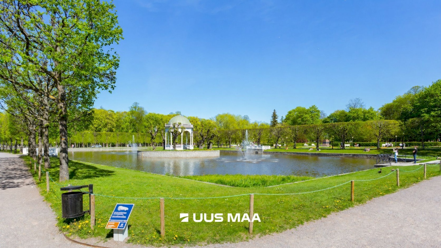 Tallinn, Kesklinna linnaosa, Kadriorg, Poska tn 12