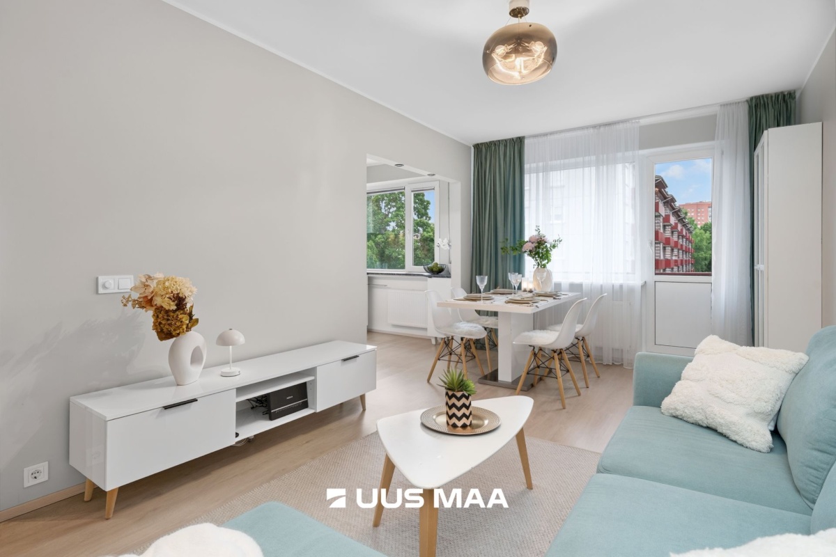 Tallinn, Mustamäe linnaosa, Mustamäe, Mustamäe tee 100