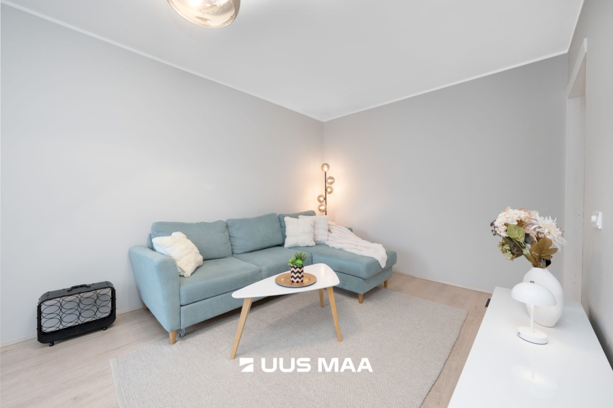 Tallinn, Mustamäe linnaosa, Mustamäe, Mustamäe tee 100