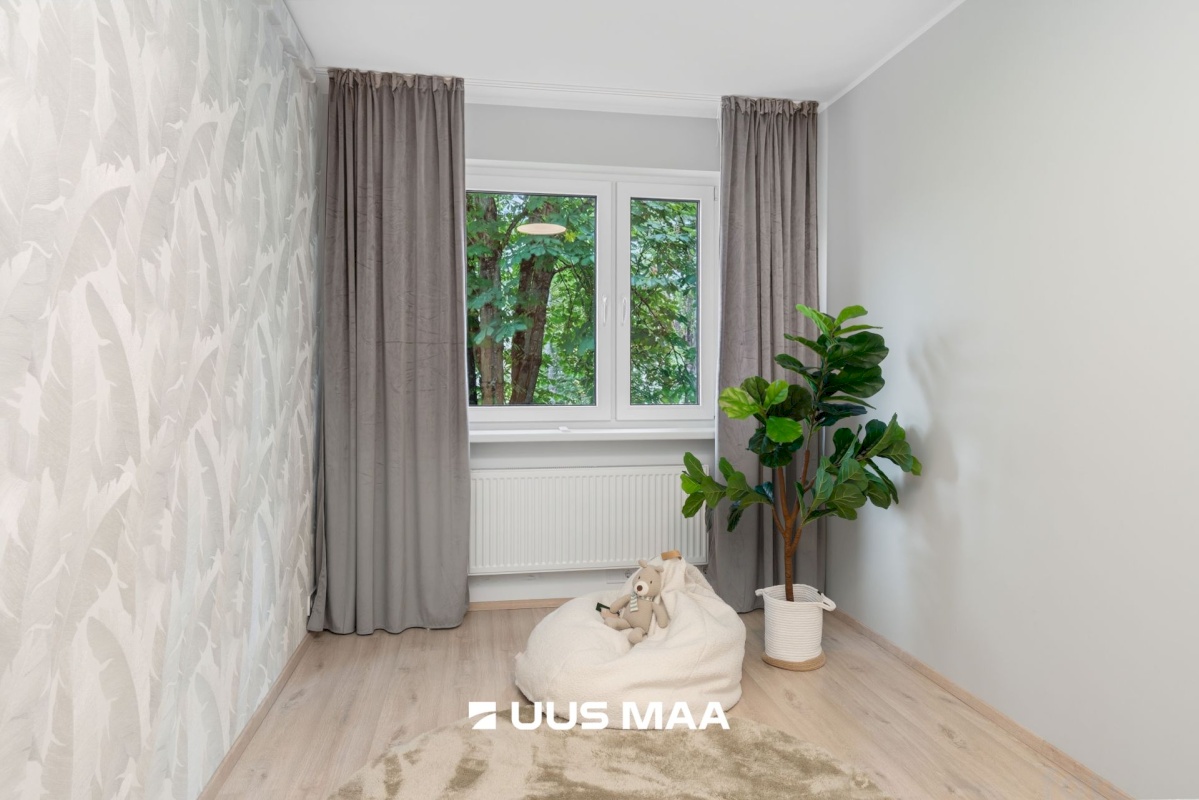 Tallinn, Mustamäe linnaosa, Mustamäe, Mustamäe tee 100
