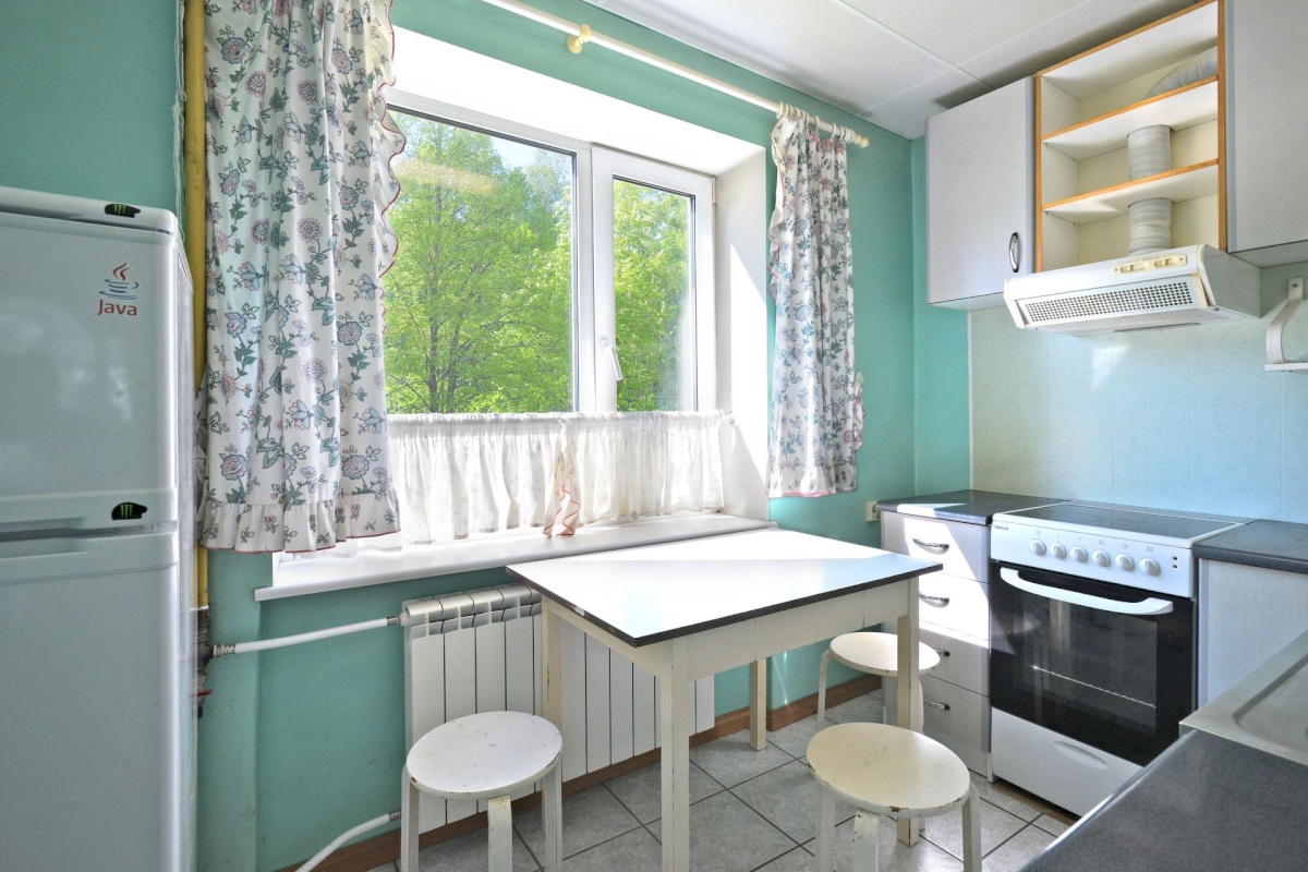 Pärnu linn, Pärnu linn, Rannarajoon, A. H. Tammsaare pst 38