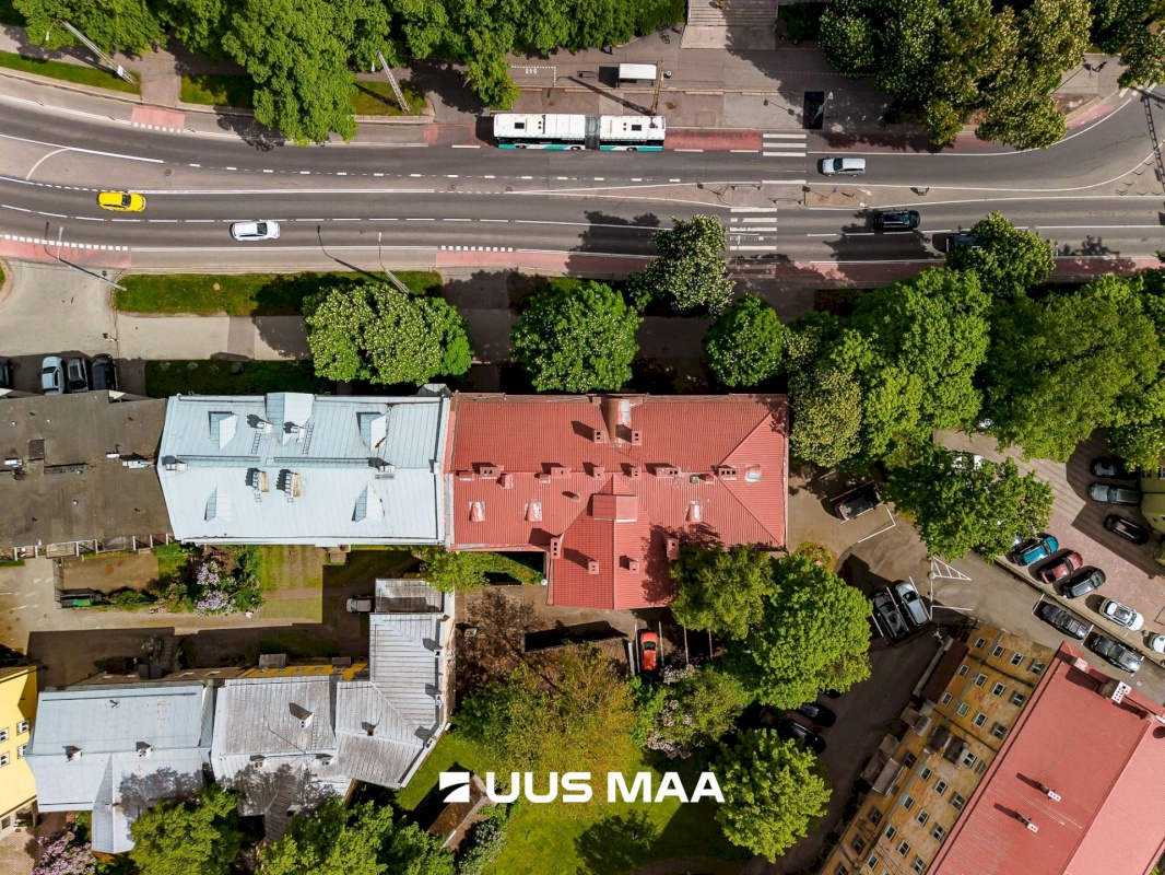 Tallinn, Kesklinna linnaosa, Toompuiestee tn 7