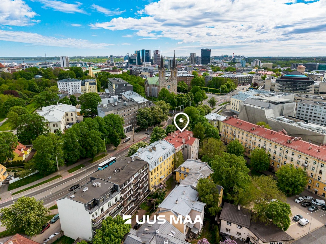 Tallinn, Kesklinna linnaosa, Toompuiestee tn 7