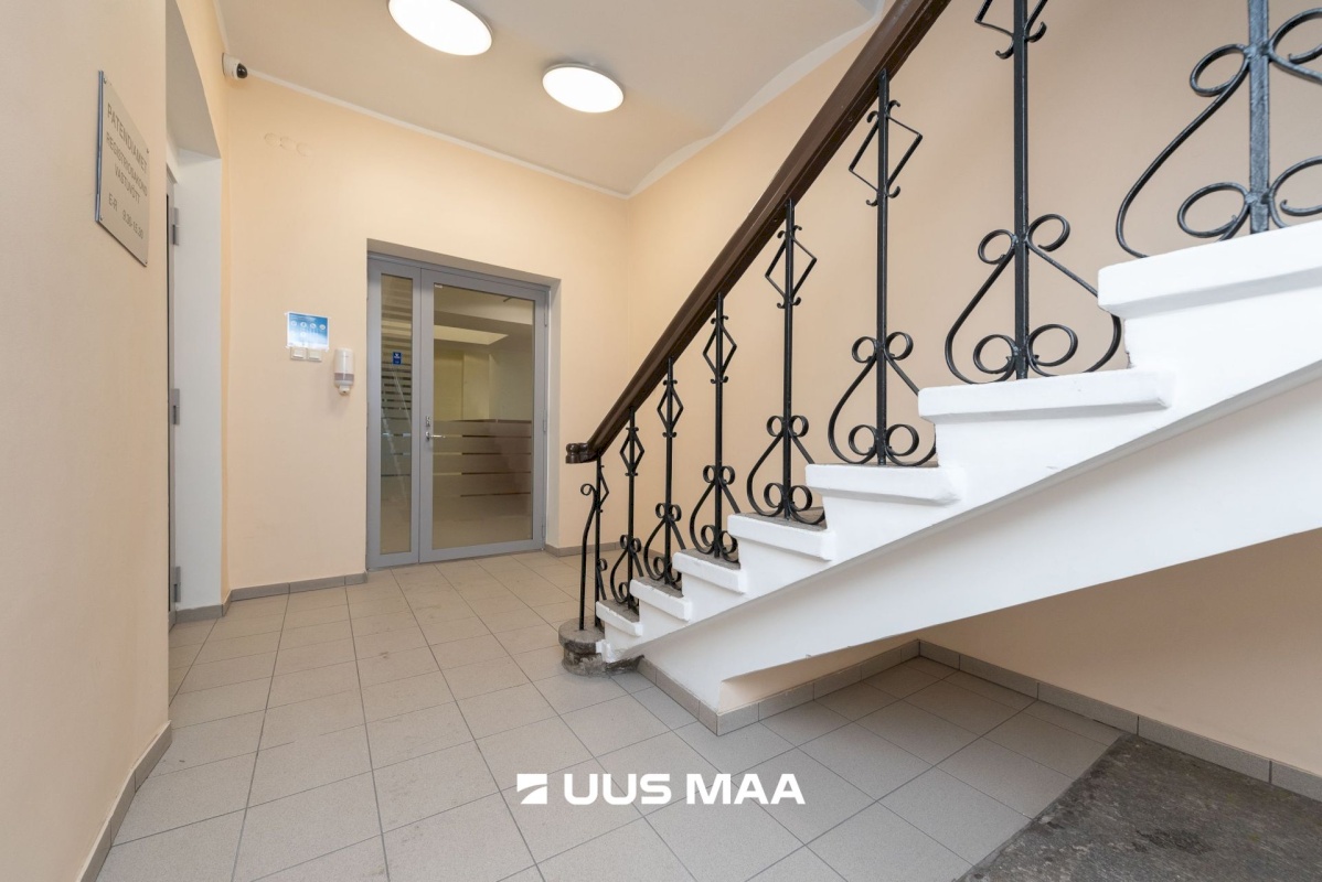 Tallinn, Kesklinna linnaosa, Toompuiestee tn 7