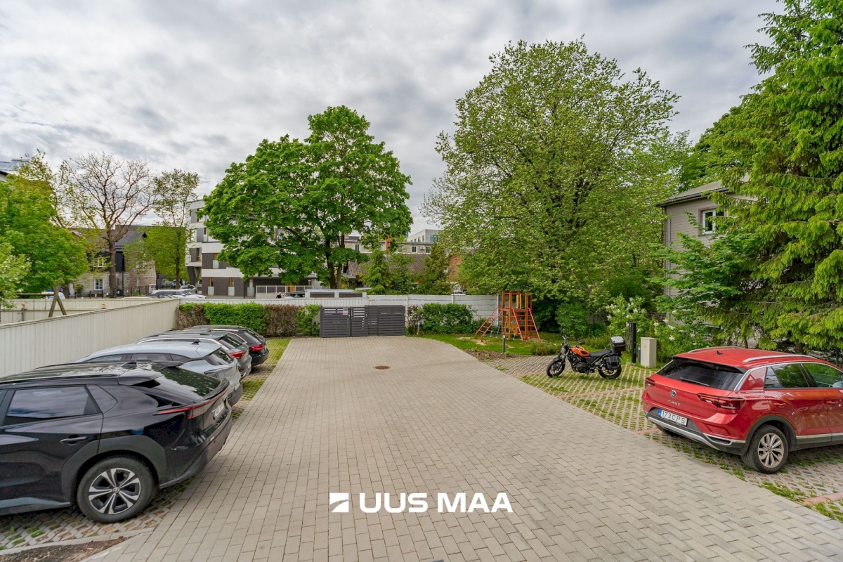 Tallinn, Kesklinna linnaosa, Kadriorg, Kivimurru tn 14