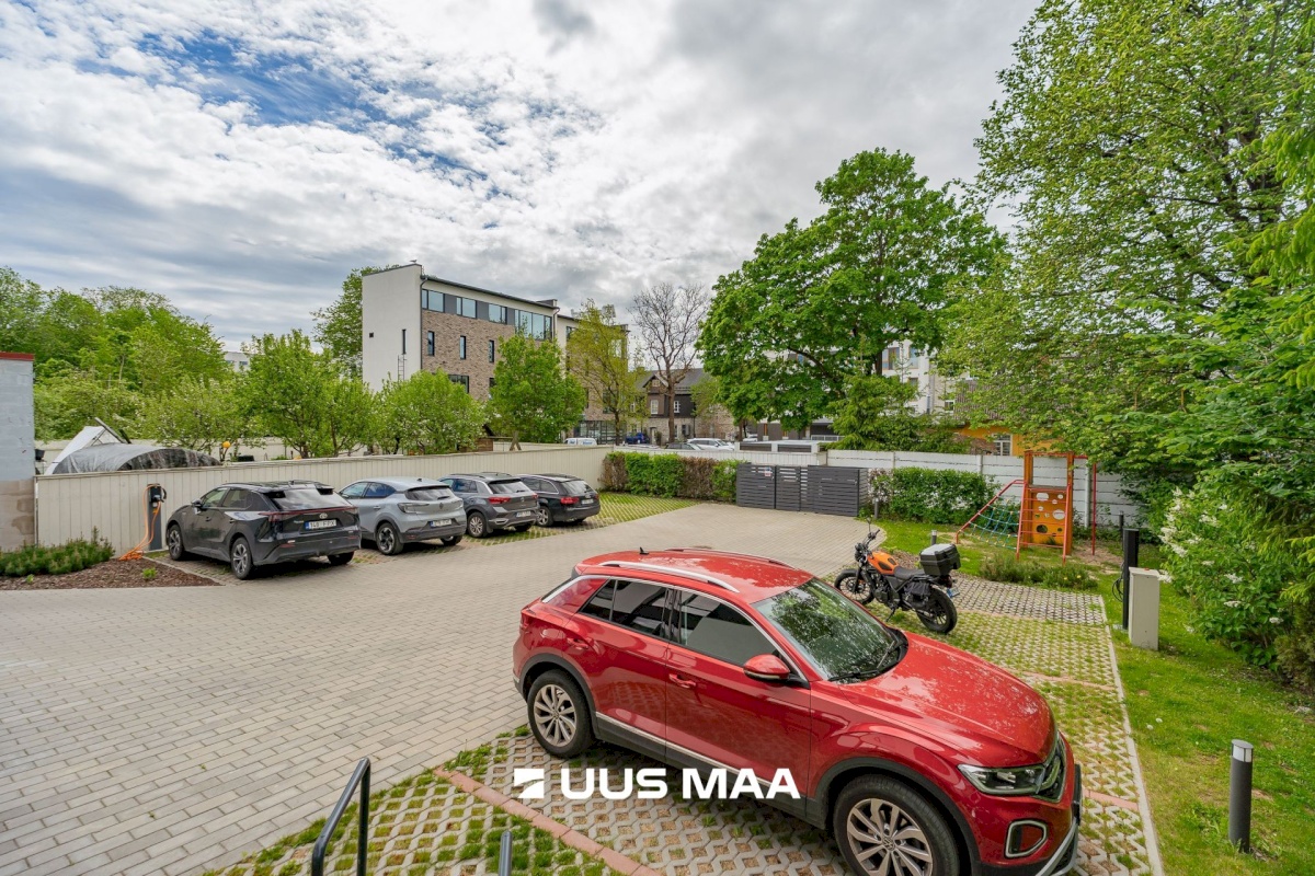 Tallinn, Kesklinna linnaosa, Kadriorg, Kivimurru tn 14