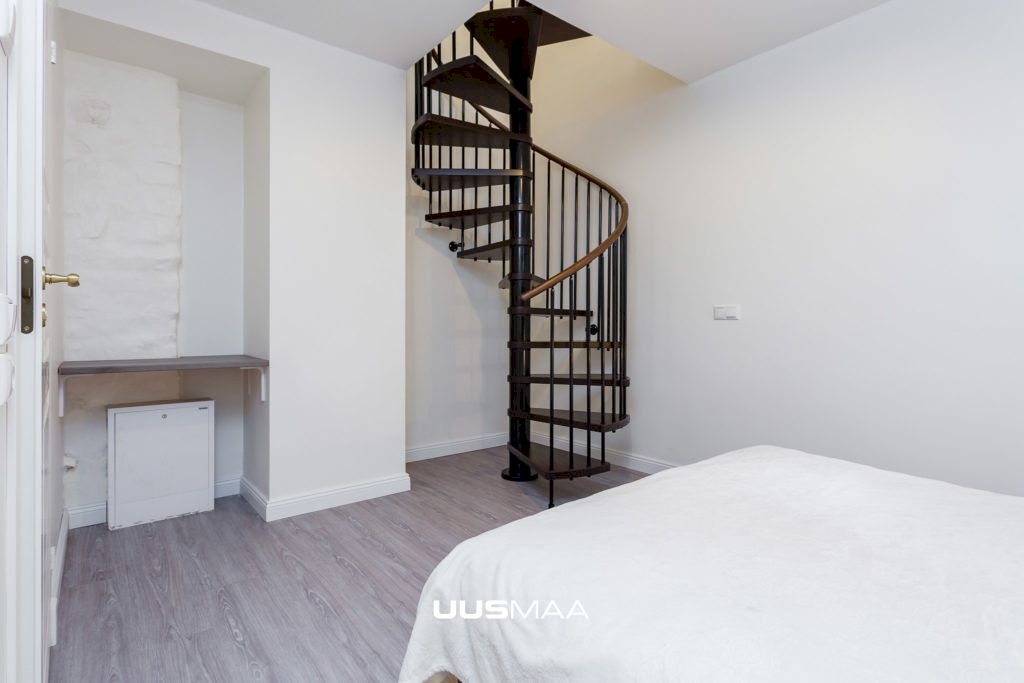 Tallinn, Kesklinna linnaosa, Torupilli, Laulupeo 5