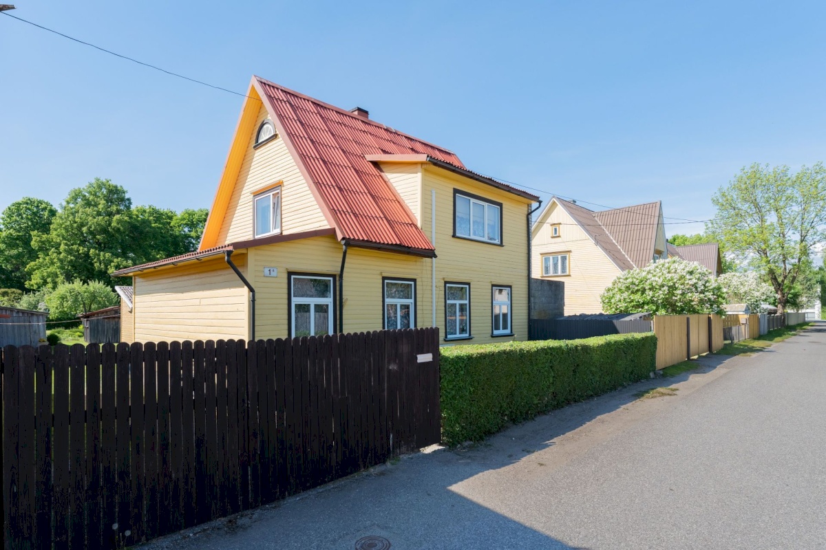 Pärnu linn, Pärnu linn, Eeslinn, Rähni tn 1a