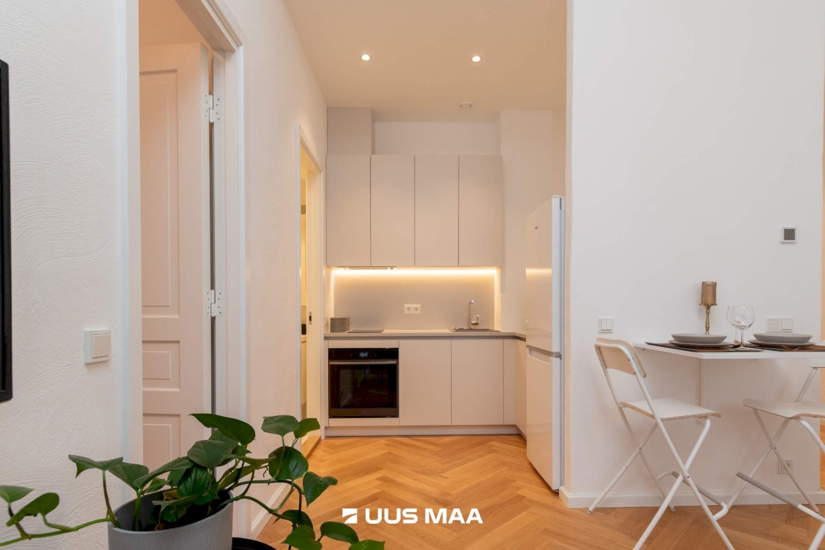 Tallinn, Kesklinna linnaosa, Vanalinn, Suur-Karja tn 12
