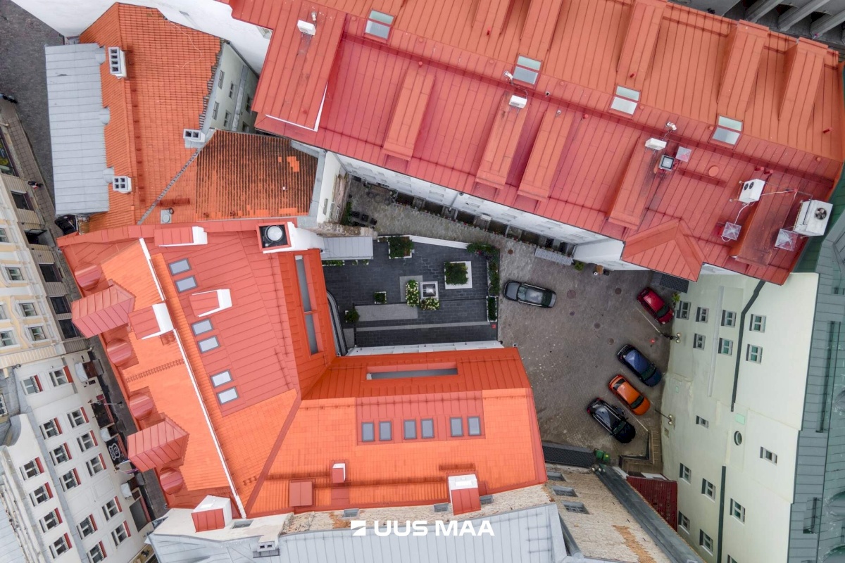 Tallinn, Kesklinna linnaosa, Vanalinn, Suur-Karja tn 12