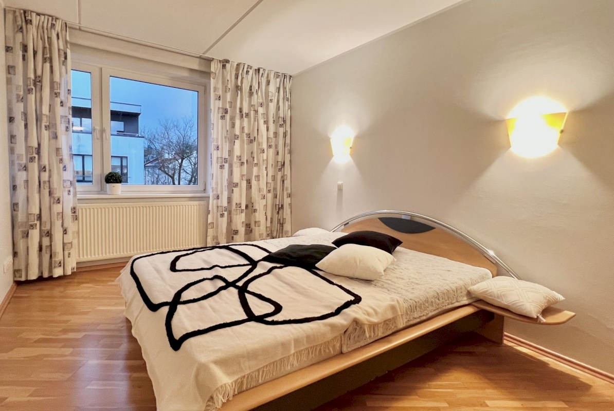 Tallinn, Kesklinna linnaosa, Kadriorg, J. Vilmsi 29