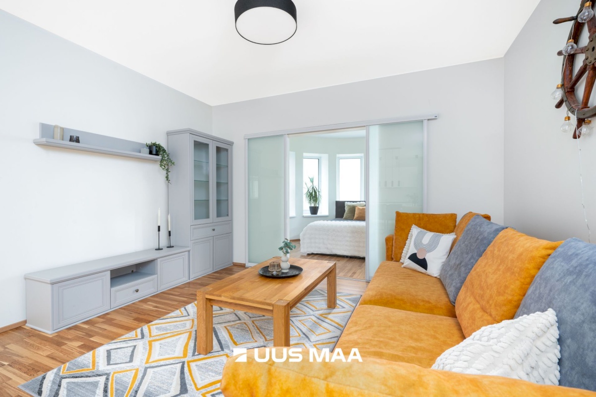 Tallinn, Nõmme linnaosa, Pääsküla, Pärnu mnt 524b